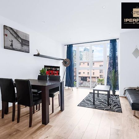 Mercury Suite City Centre Netflix Dedicated Workspace By Your Perfect Stay Short Lets Birmingham Kültér fotó